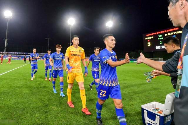 彭欣力因场内推人被禁赛4场并罚款4万元